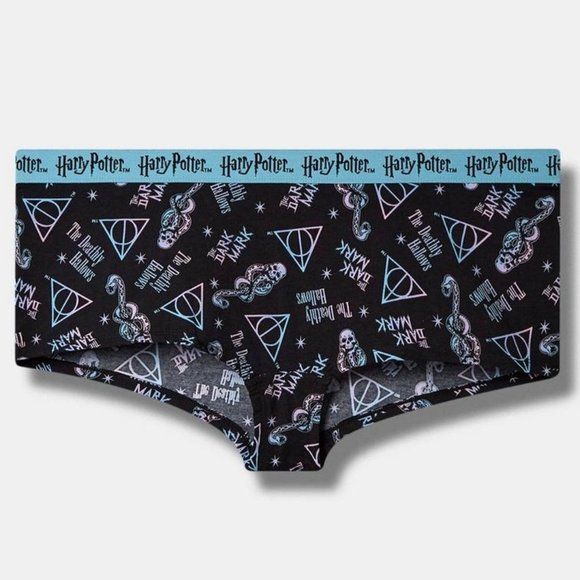 ❤️NWT VINTAGE TORRID HARRY POTTER HOGWARTS BOYSHORT PANTY - PLUS SIZE PANTIES 4X - Picture 1 of 9
